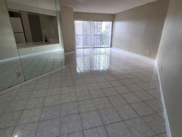 1880 N CONGRESS Avenue, Unit 409, West Palm Beach, FL 33401
