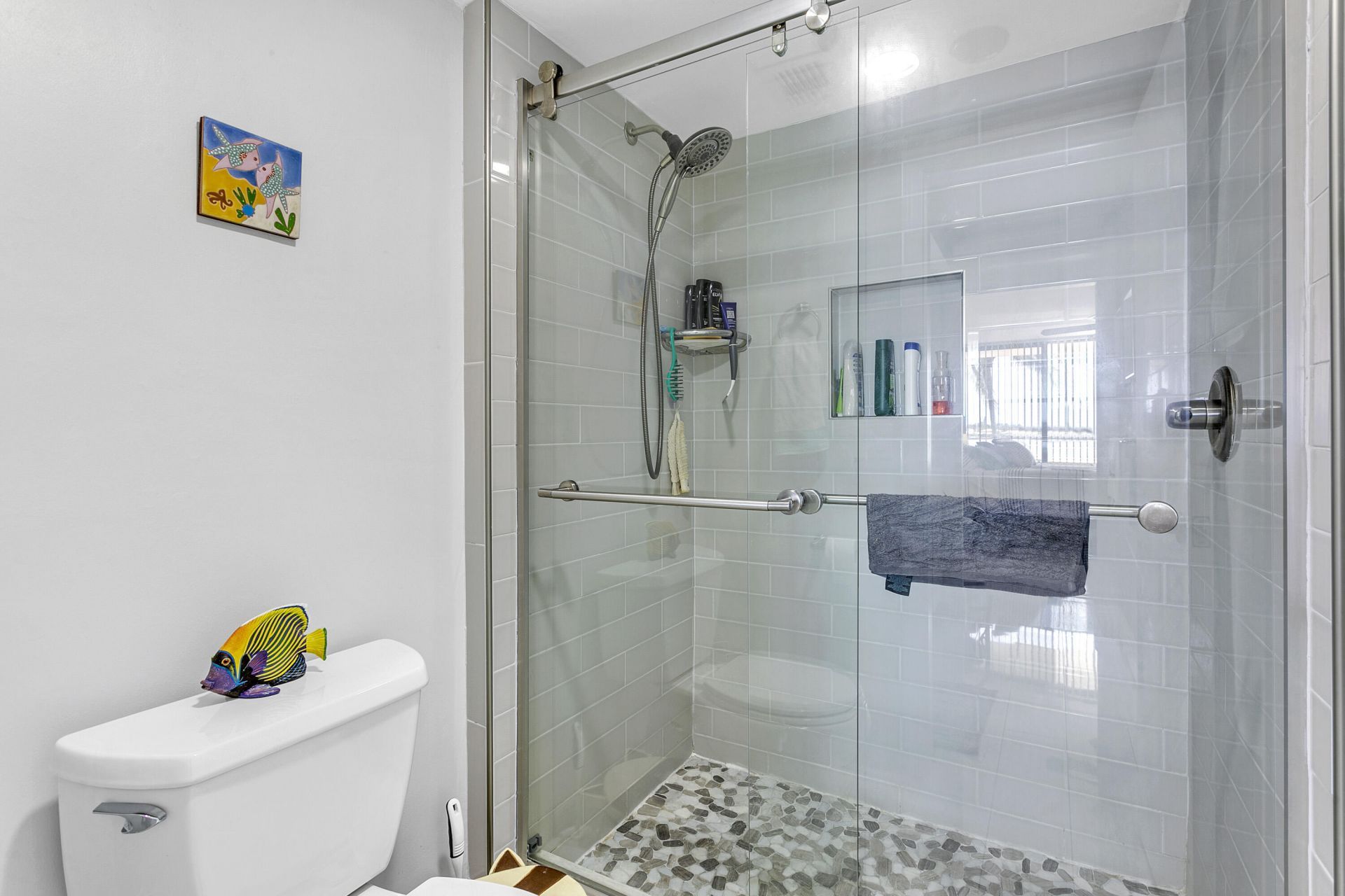132 Lakeshore Drive, Unit 220, North Palm Beach, FL 33408 Photo