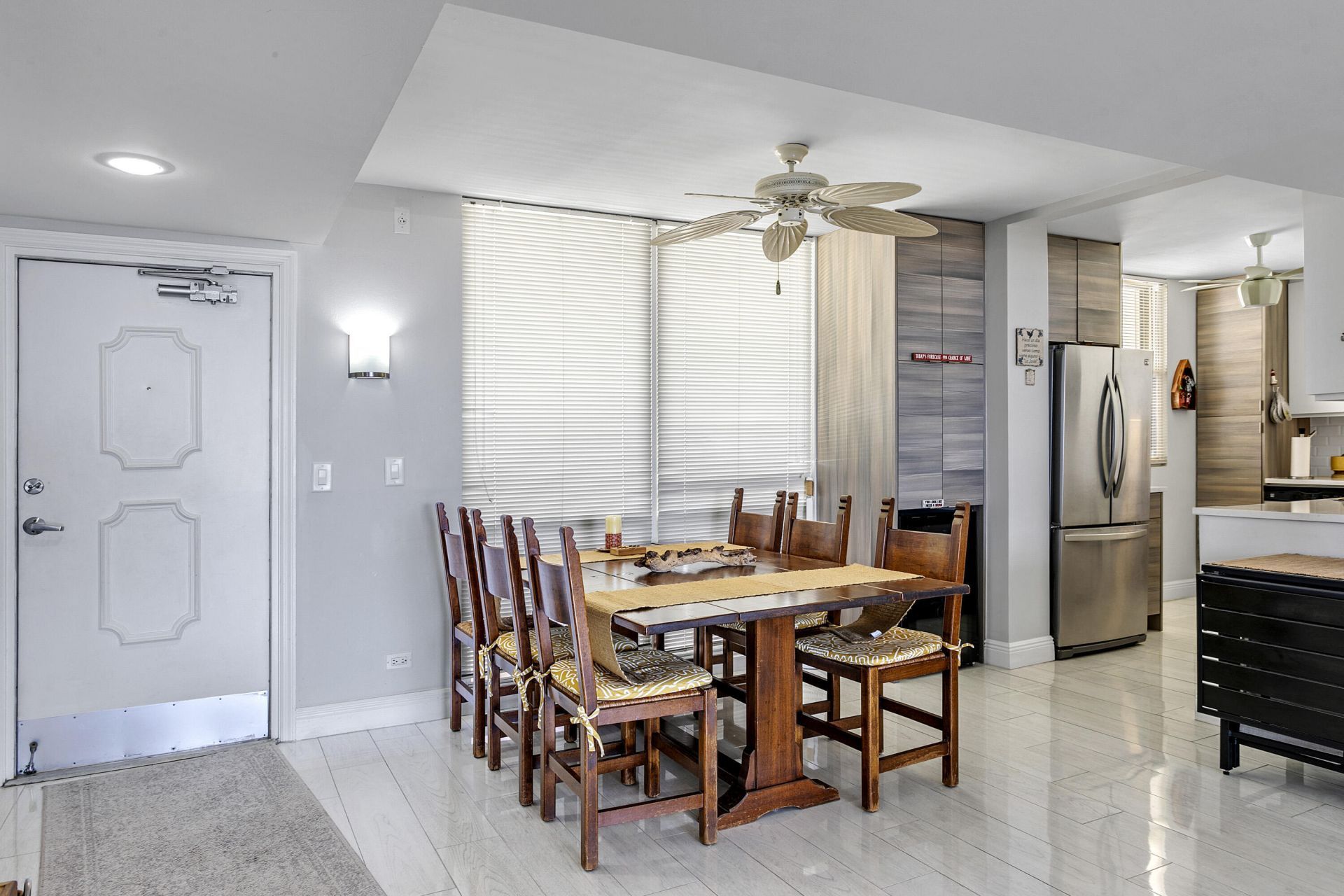 132 Lakeshore Drive, Unit 220, North Palm Beach, FL 33408 Photo