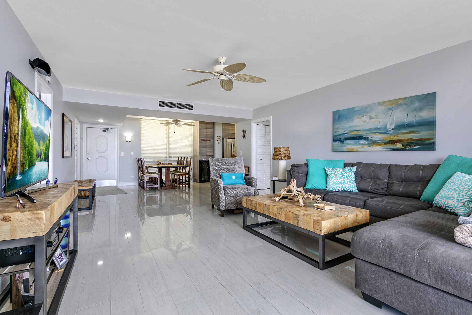 132 Lakeshore Drive, Unit 220, North Palm Beach, FL 33408 Photo