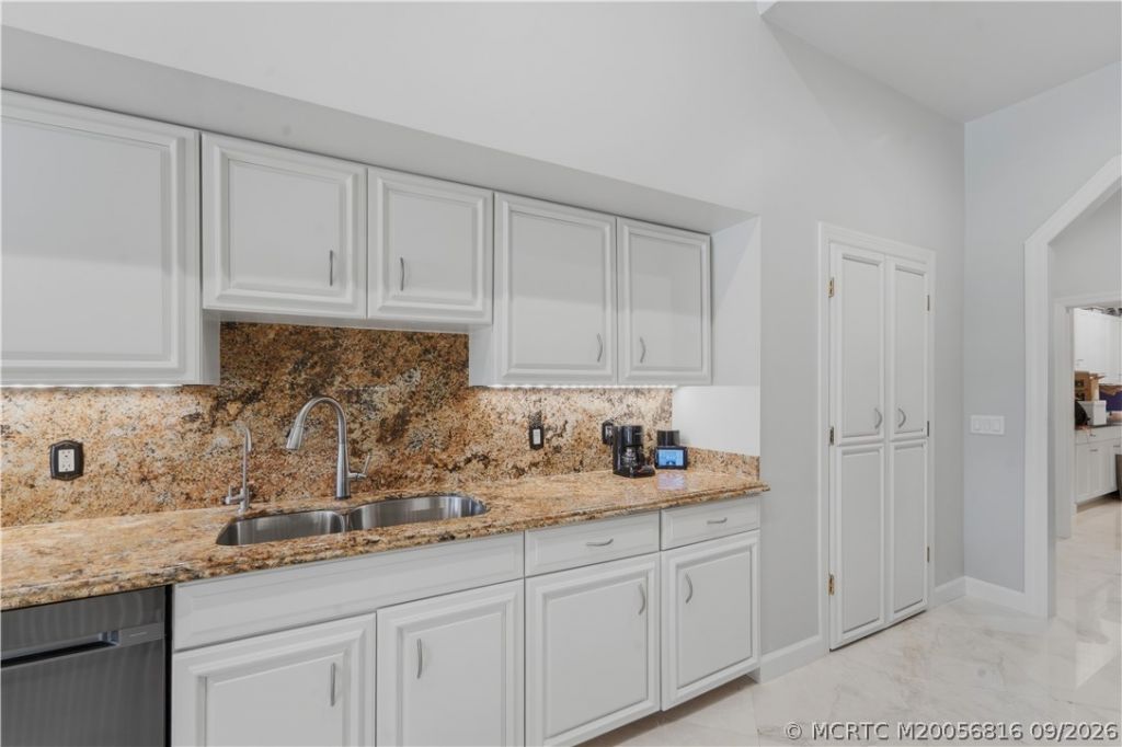 11586 SE Plandome Drive , Hobe Sound, FL 33455 Photo