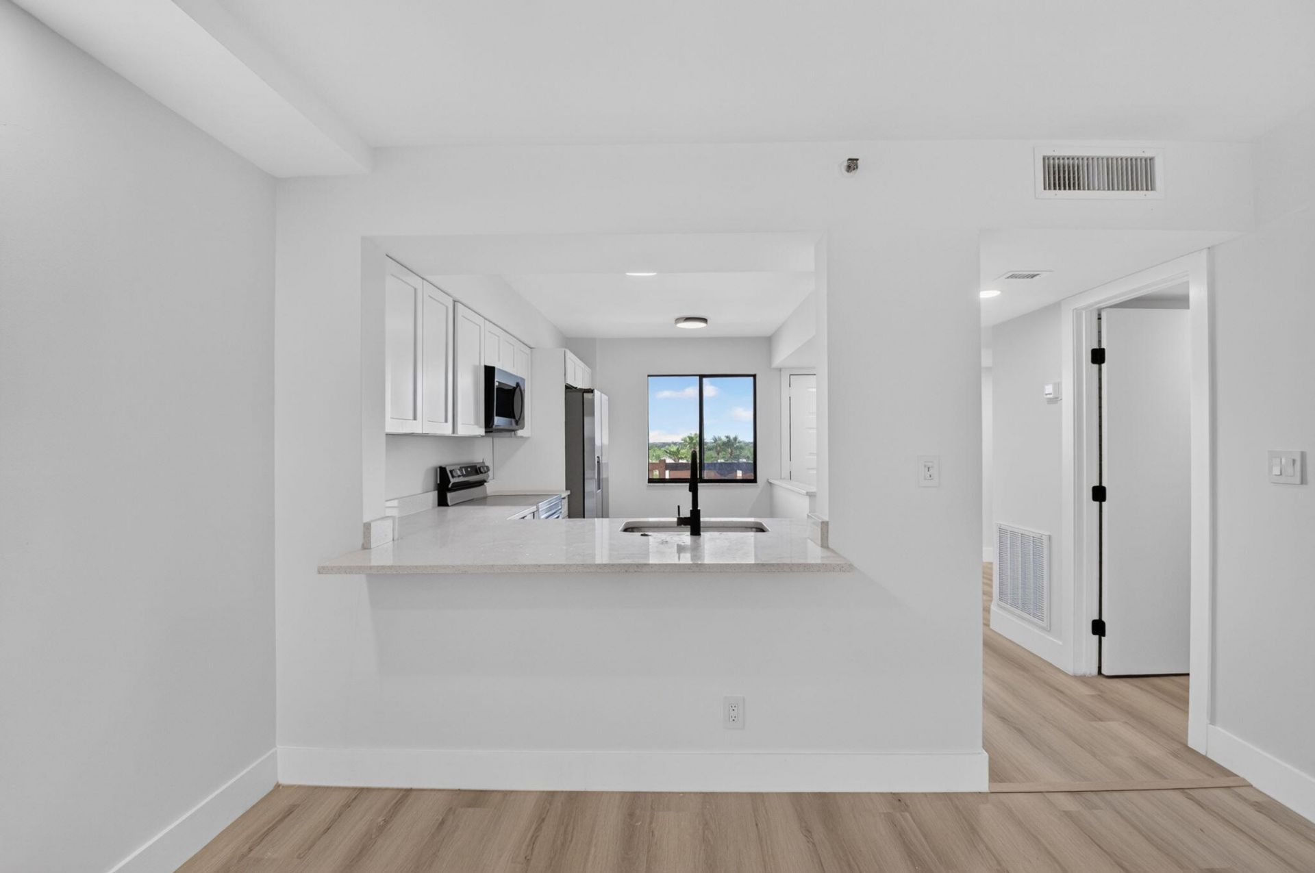 6866 Huntington Lane, Unit 707, Delray Beach, FL 33446 Photo