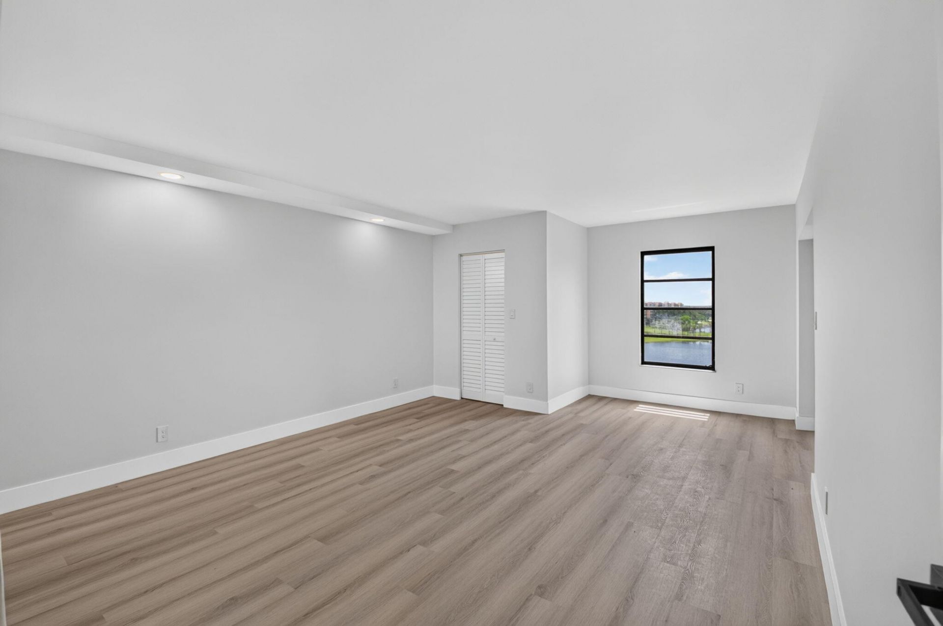 6866 Huntington Lane, Unit 707, Delray Beach, FL 33446 Photo