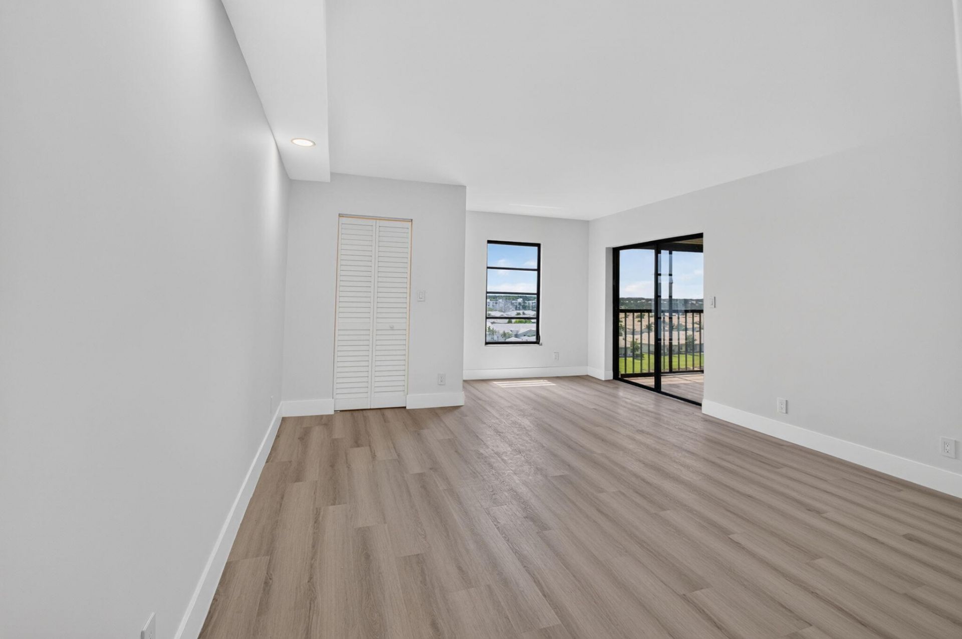 6866 Huntington Lane, Unit 707, Delray Beach, FL 33446 Photo