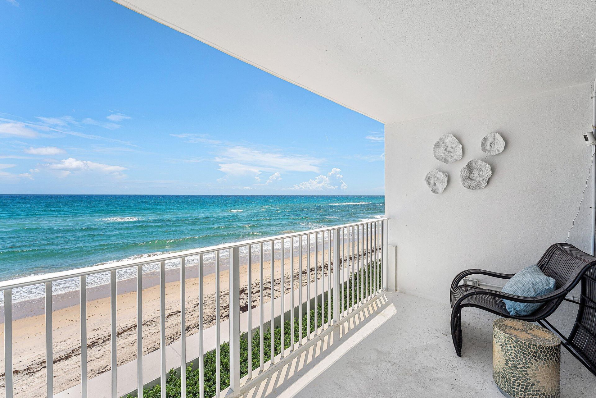 3590 S Ocean Boulevard, Unit 301, South Palm Beach, FL 33480 Photo