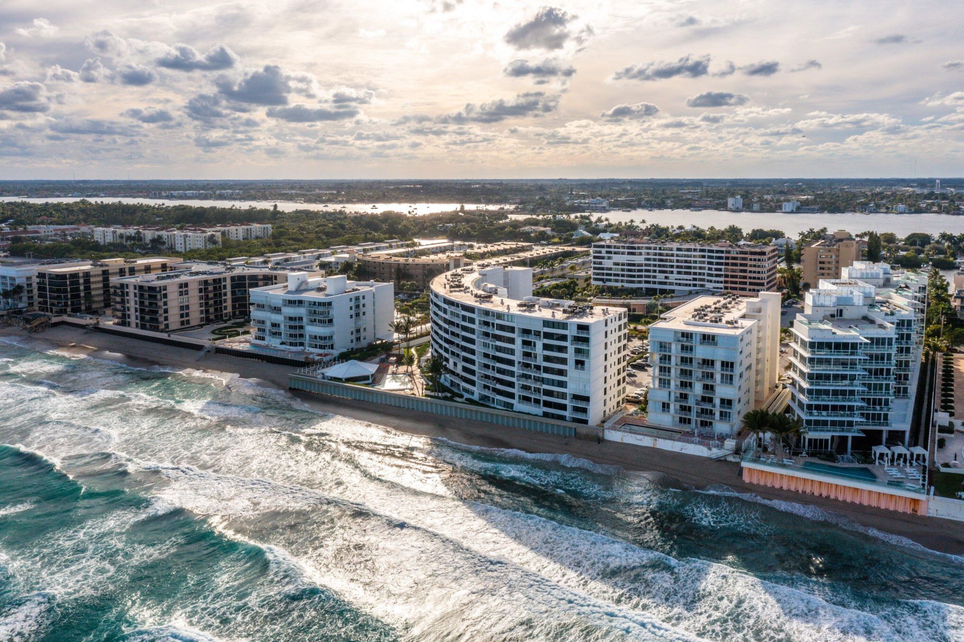 3590 S Ocean Boulevard, Unit 301, South Palm Beach, FL 33480 Photo