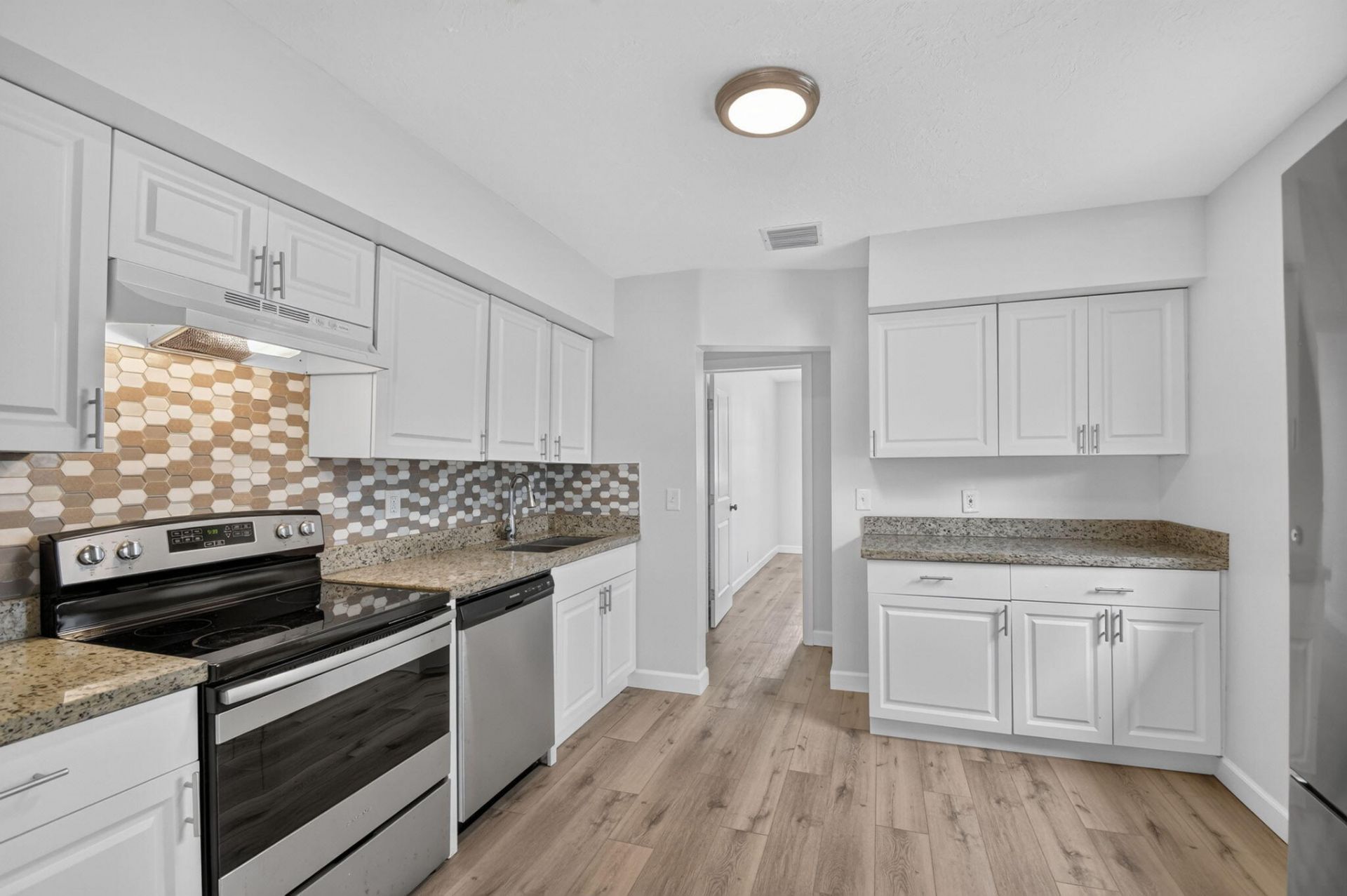 504 N E Street, Lake Worth Beach, FL 33460 Photo