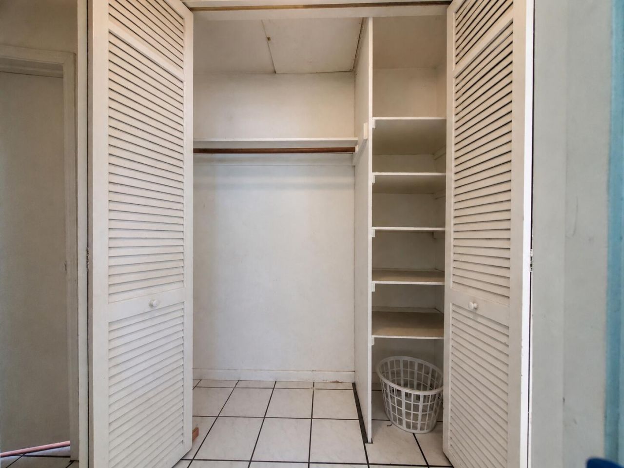 6884 NW 12th Street, Plantation, FL 33313 Photo