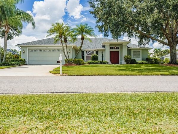 250 53RD Circle, Vero Beach, FL 32968