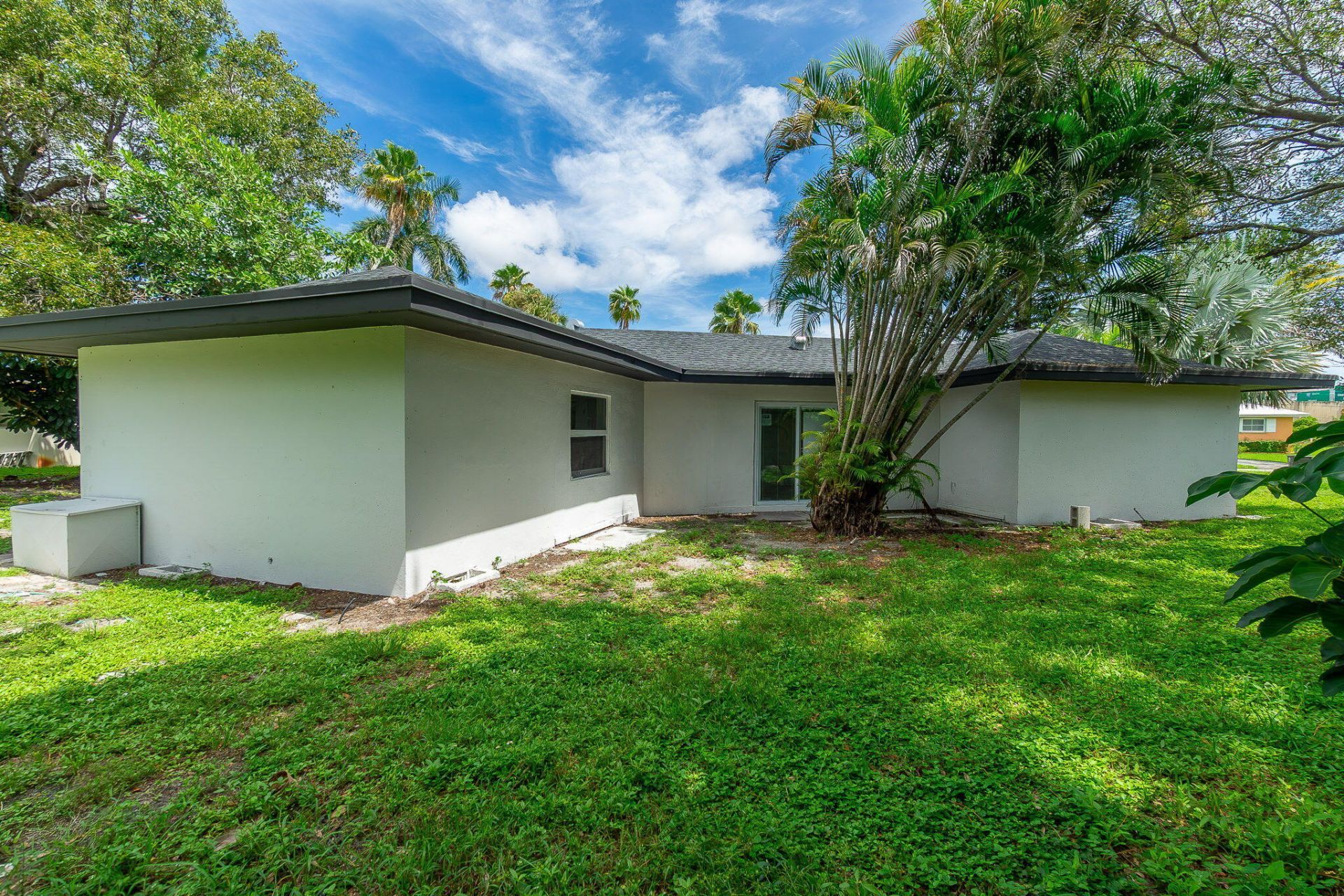 413 N Ware Drive, West Palm Beach, FL 33409 Photo
