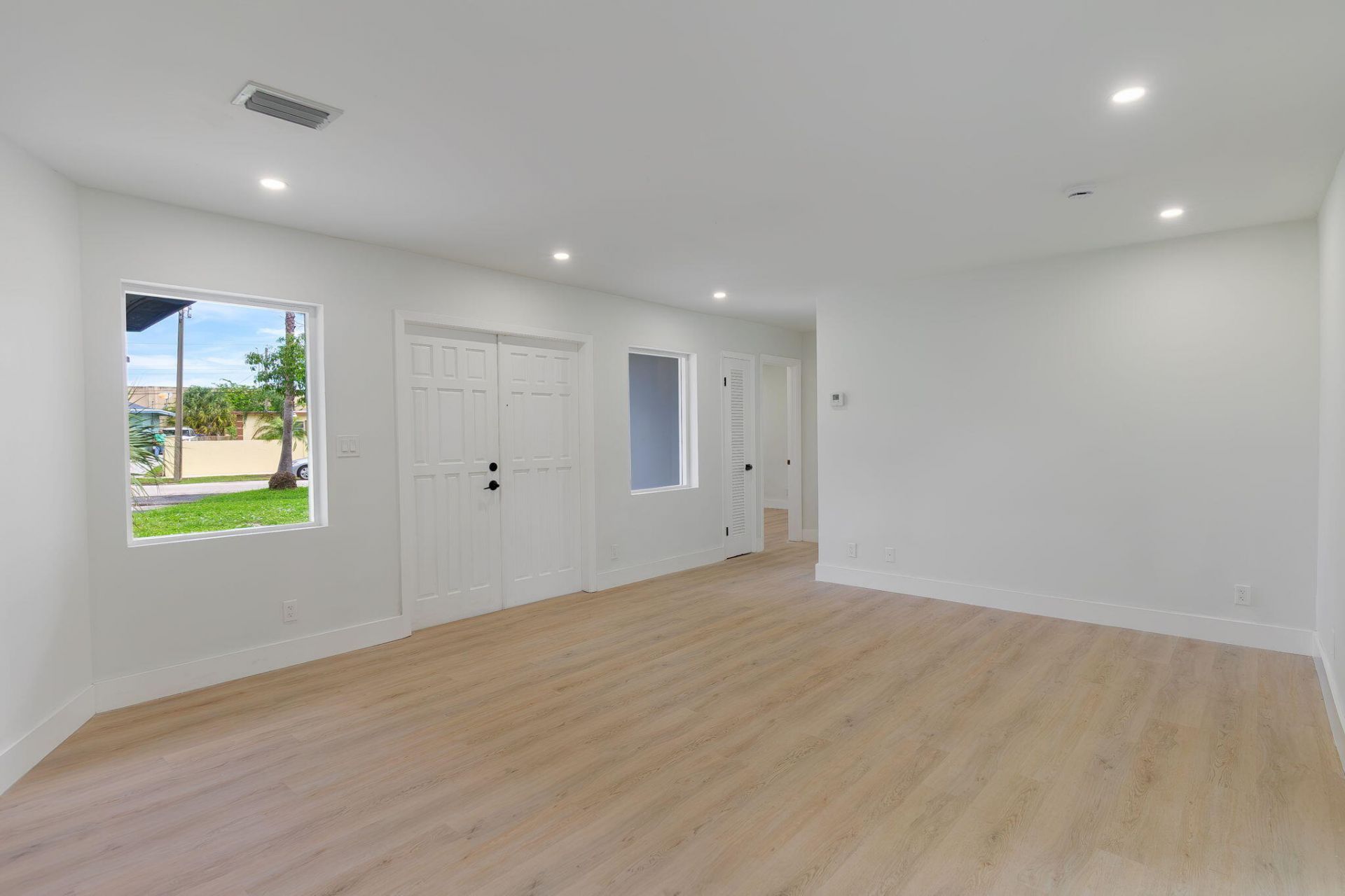 413 N Ware Drive, West Palm Beach, FL 33409 Photo