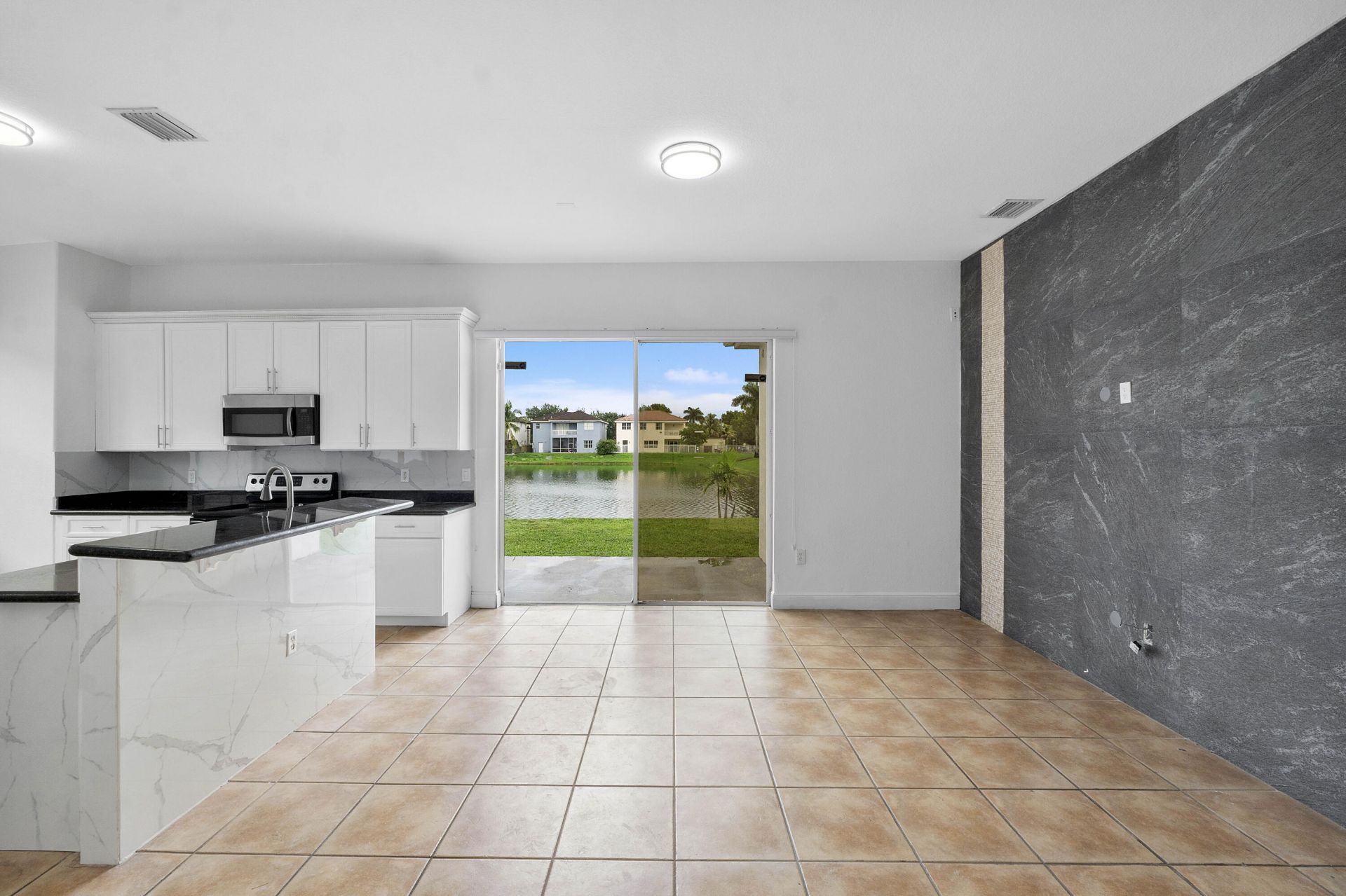 8911 NW 178th Lane, Hialeah, FL 33018 Photo