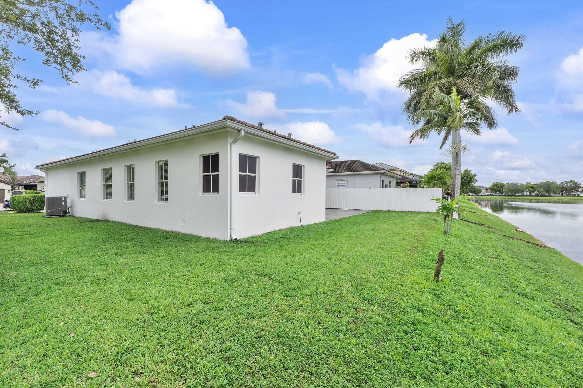 8911 NW 178th Lane, Hialeah, FL 33018 Photo