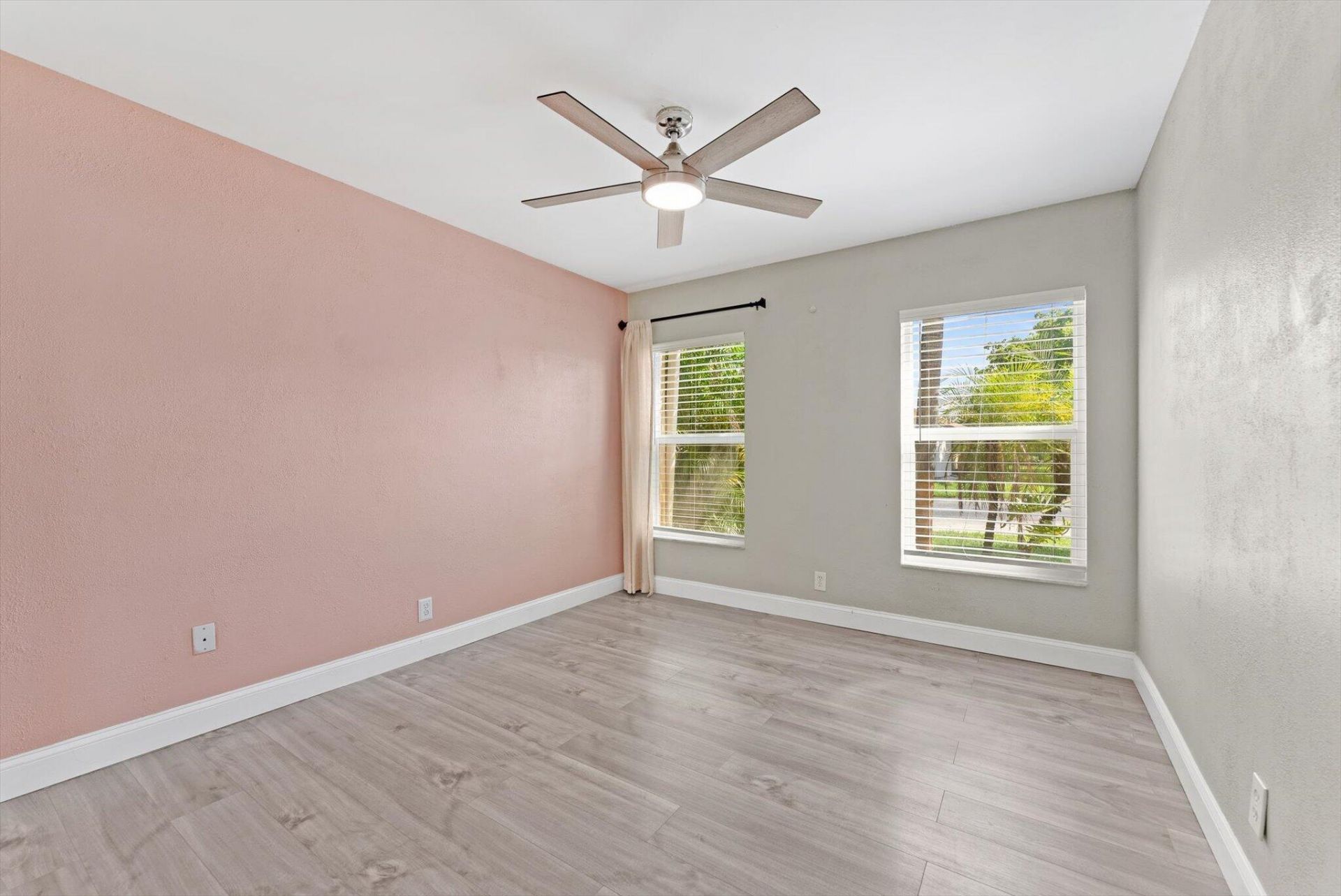 191 SE 1st Circle, Boynton Beach, FL 33435 Photo