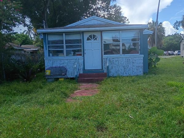 703 Dundas Court, Fort Pierce, FL 34950