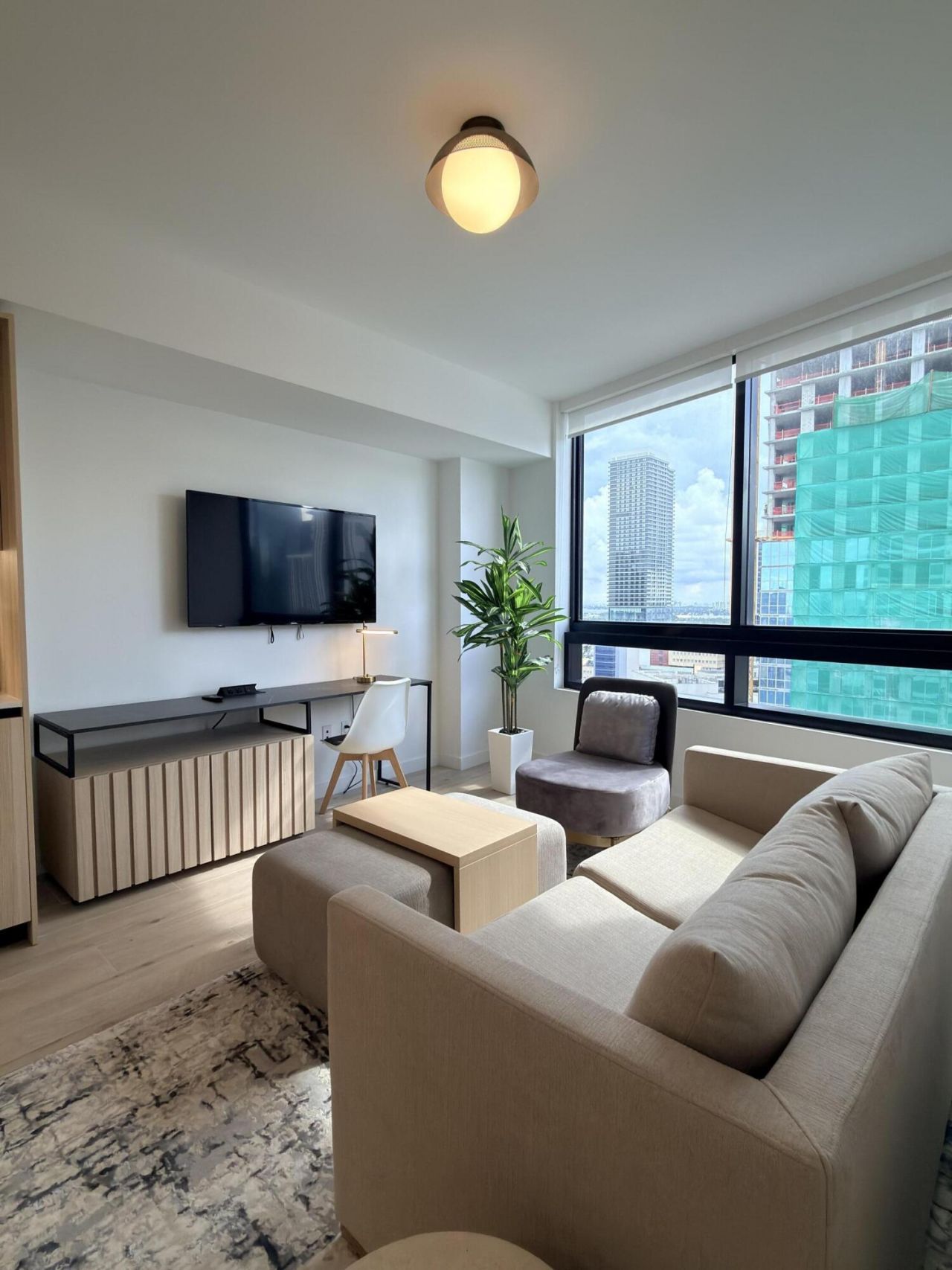 225 N Miami Avenue, Unit 2207, Miami, FL 33128 Photo