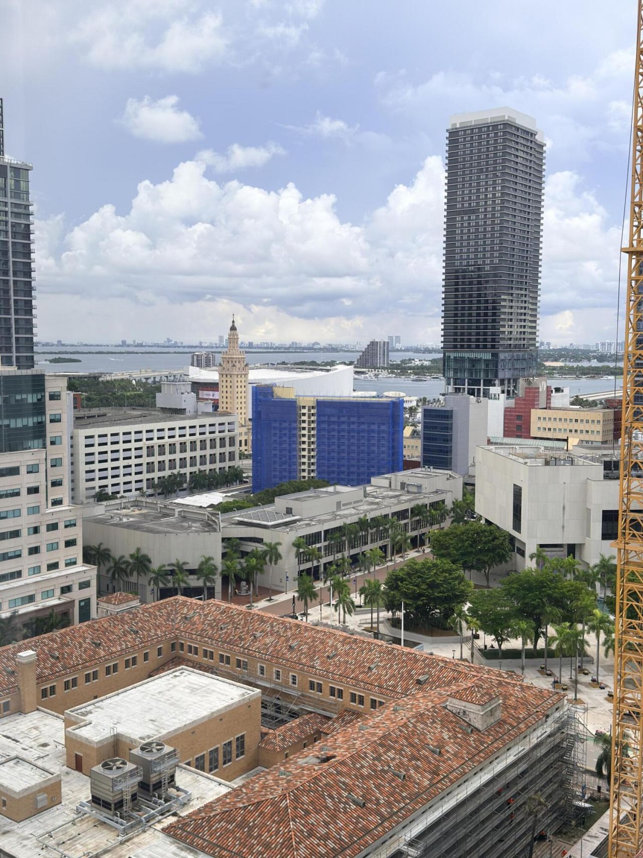 225 N Miami Avenue, Unit 2207, Miami, FL 33128 Photo
