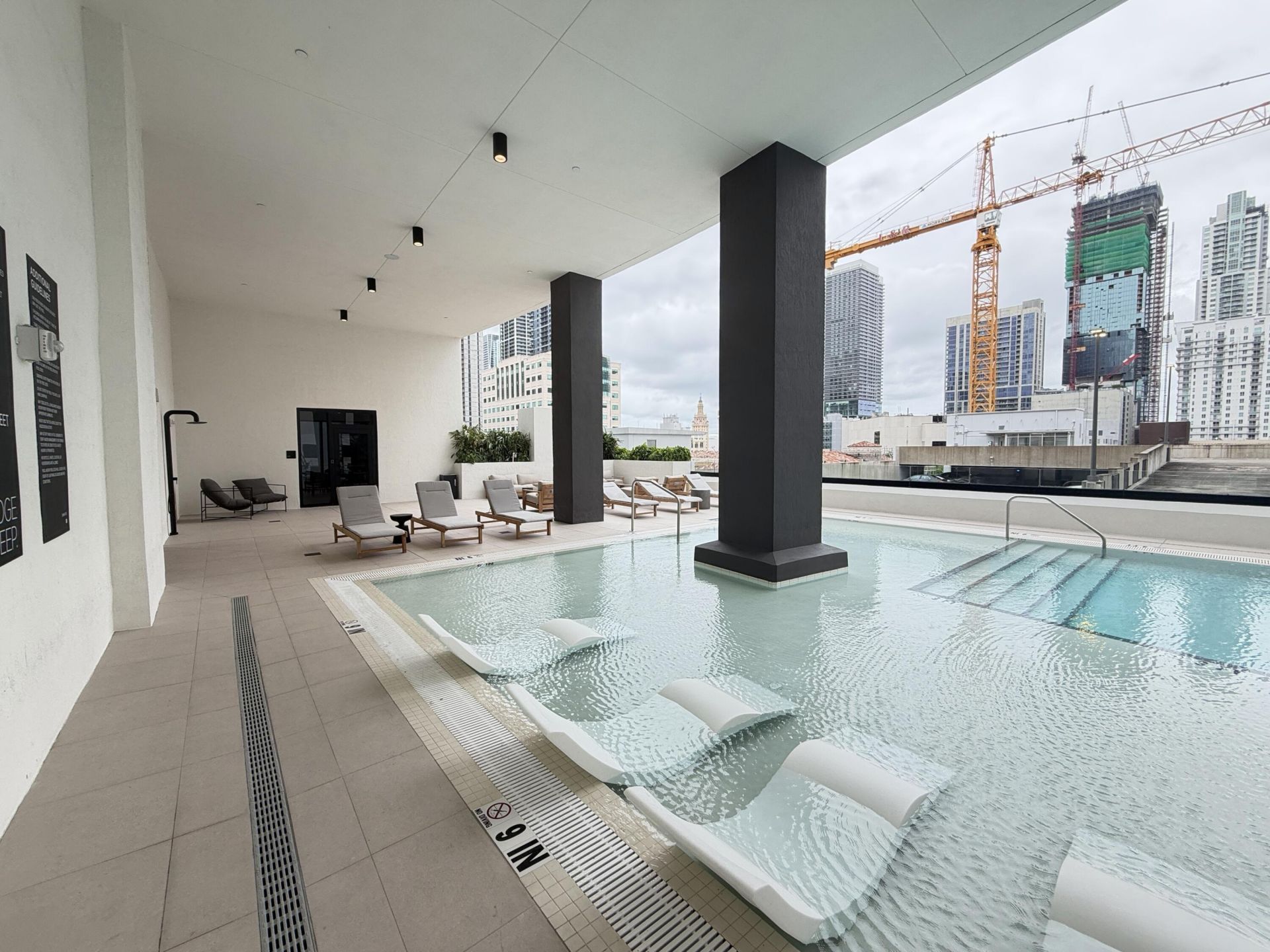 225 N Miami Avenue, Unit 2207, Miami, FL 33128 Photo
