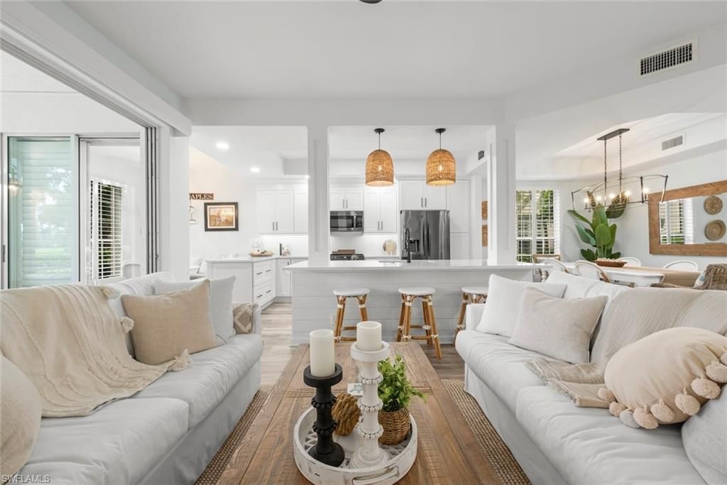 8452 Abbington Cir, Unit 1612, Naples, FL 34108 Photo