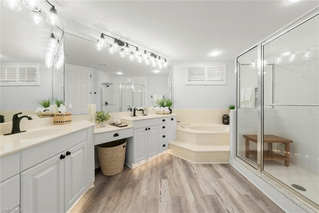8452 Abbington Cir, Unit 1612, Naples, FL 34108 Photo