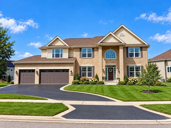 1501 OAKFOREST Drive , Rockford, IL 61107