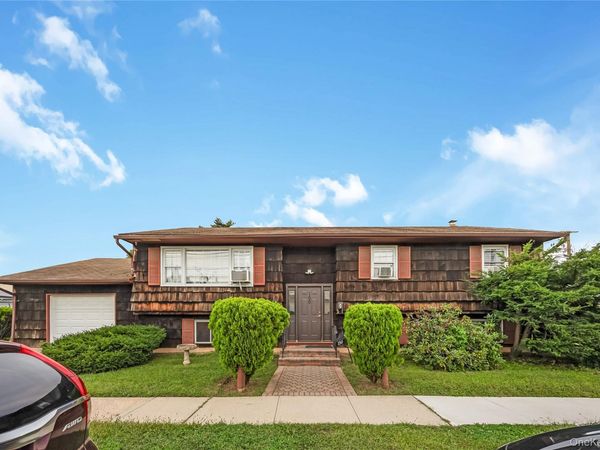 150 Holly Avenue , Hempstead, NY 11550