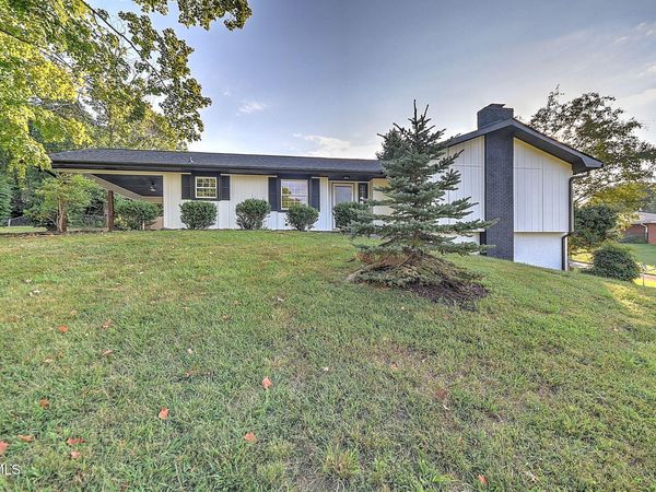 3402 Linkwood Drive, Johnson City, TN 37601