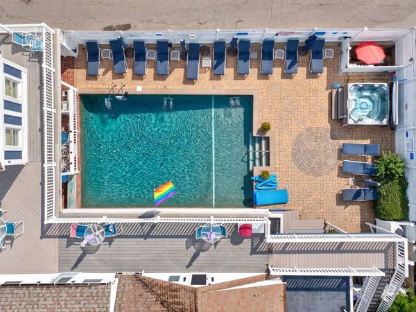 15 Cottage St, Unit 3, Provincetown, MA 02657