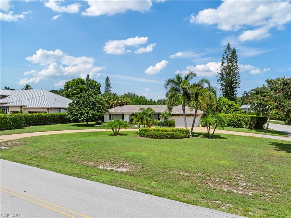 717 Rudder Rd , Naples, FL 34102 Photo