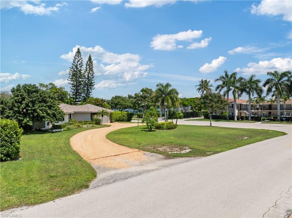 717 Rudder Rd , Naples, FL 34102 Photo