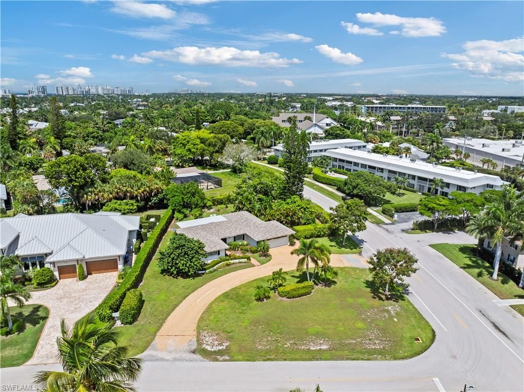 717 Rudder Rd, Naples, FL 34102 Photo