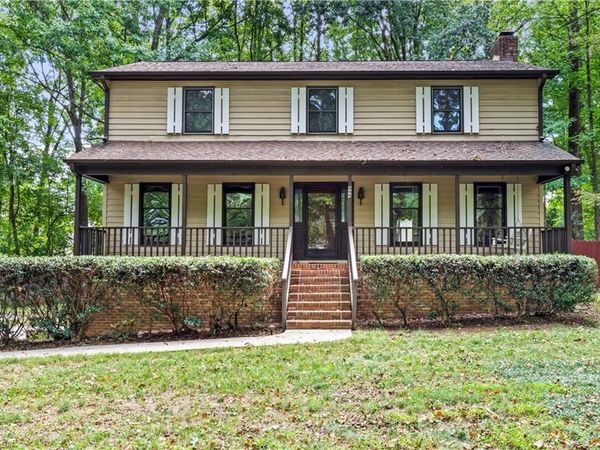 499 Reigate Drive , Kernersville, NC 27284