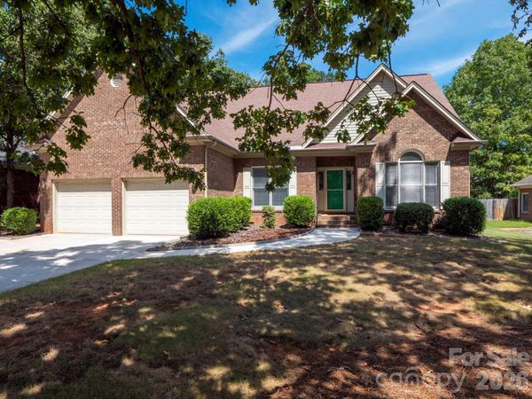 1137 Millwright Lane , Matthews, NC 28104