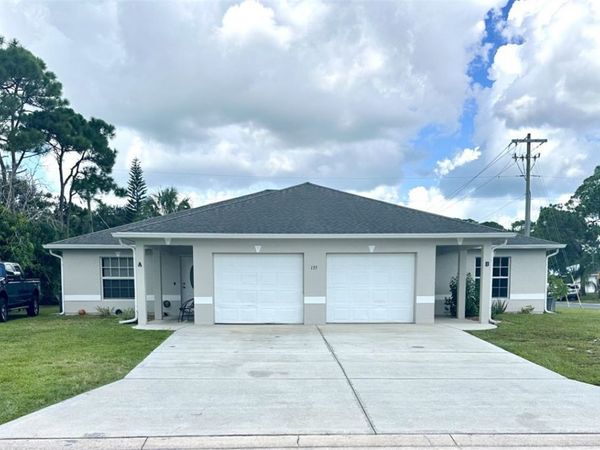 135 Dahl Avenue , Sebastian, FL 32958