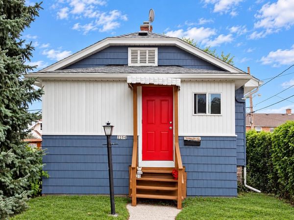 2254 N 75th STREET, West Allis, WI 53219