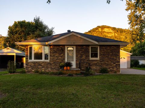 Main Photo
