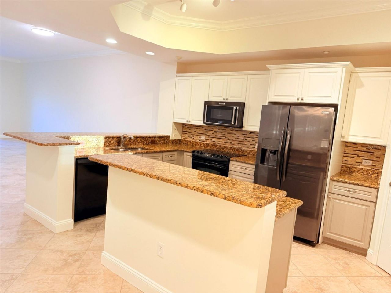 7702 Lake Vista Court, Unit 303, Lakewood Ranch, FL 34202 Photo