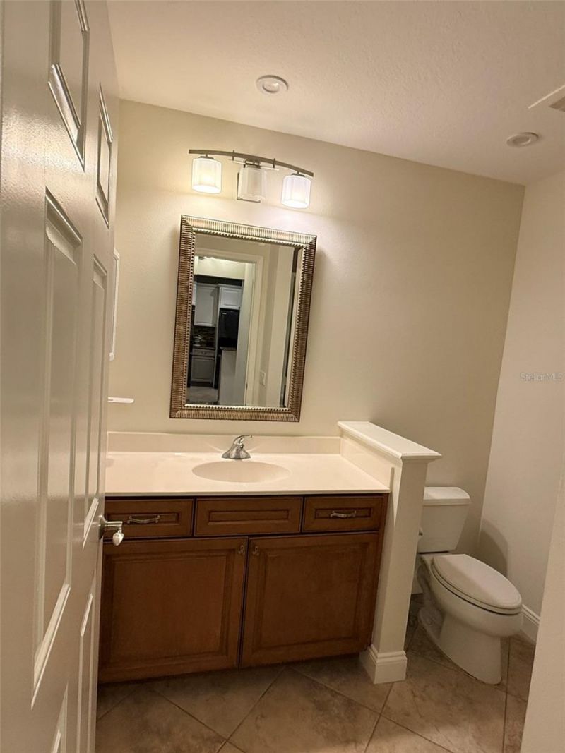 7702 Lake Vista Court, Unit 303, Lakewood Ranch, FL 34202 Photo