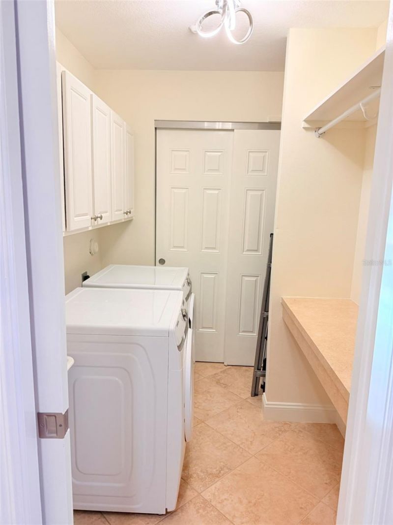 7702 Lake Vista Court, Unit 303, Lakewood Ranch, FL 34202 Photo