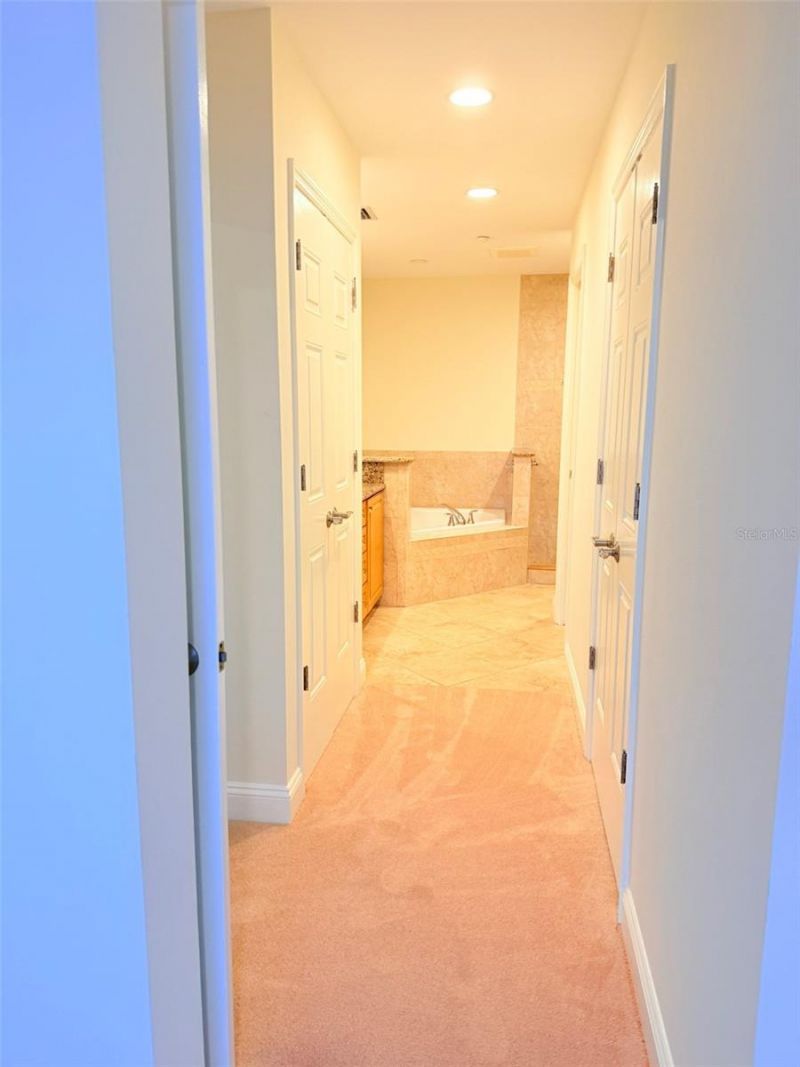 7702 Lake Vista Court, Unit 303, Lakewood Ranch, FL 34202 Photo