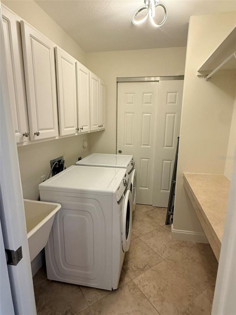 7702 Lake Vista Court, Unit 303, Lakewood Ranch, FL 34202 Photo