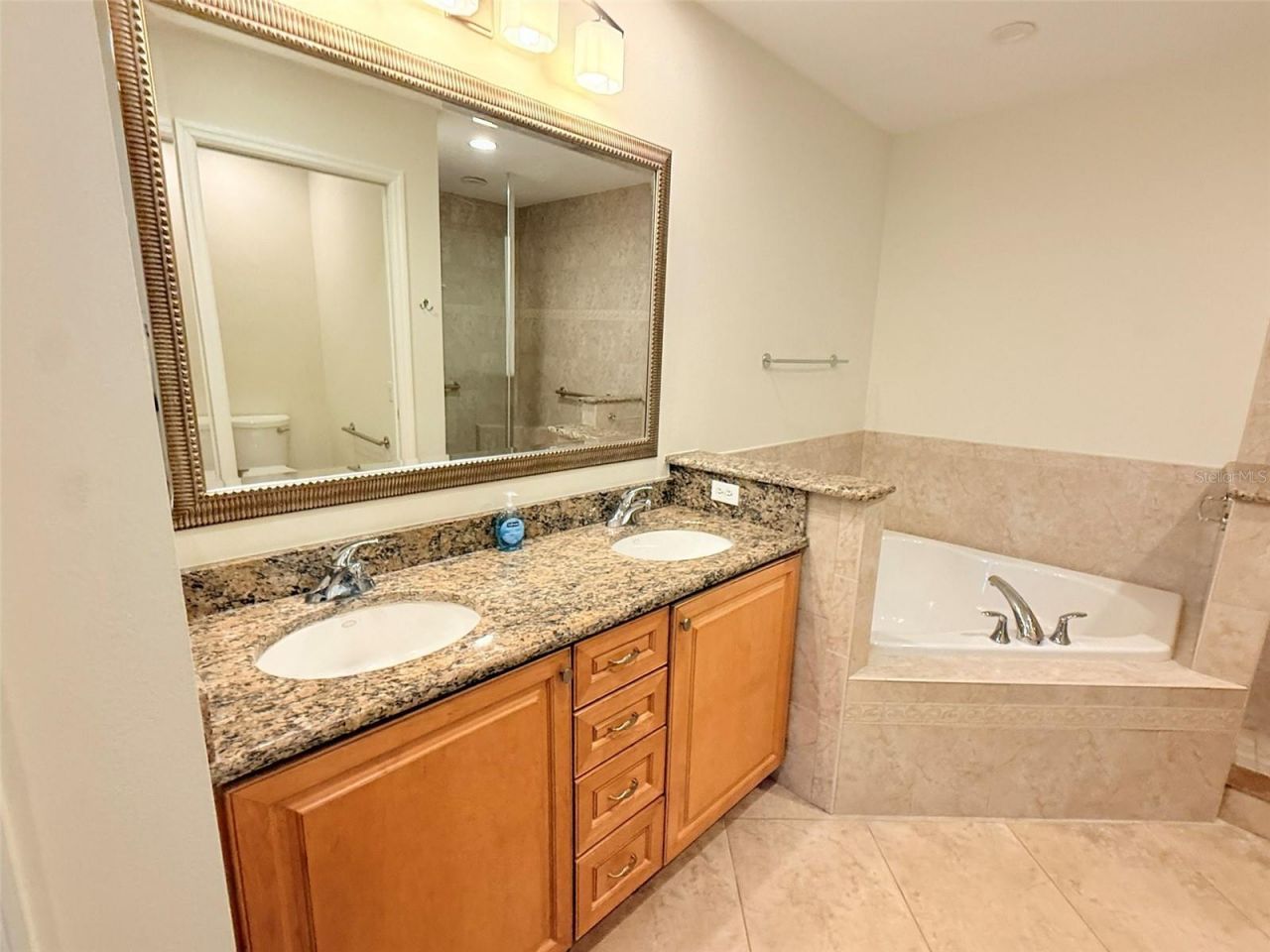 7702 Lake Vista Court, Unit 303, Lakewood Ranch, FL 34202 Photo