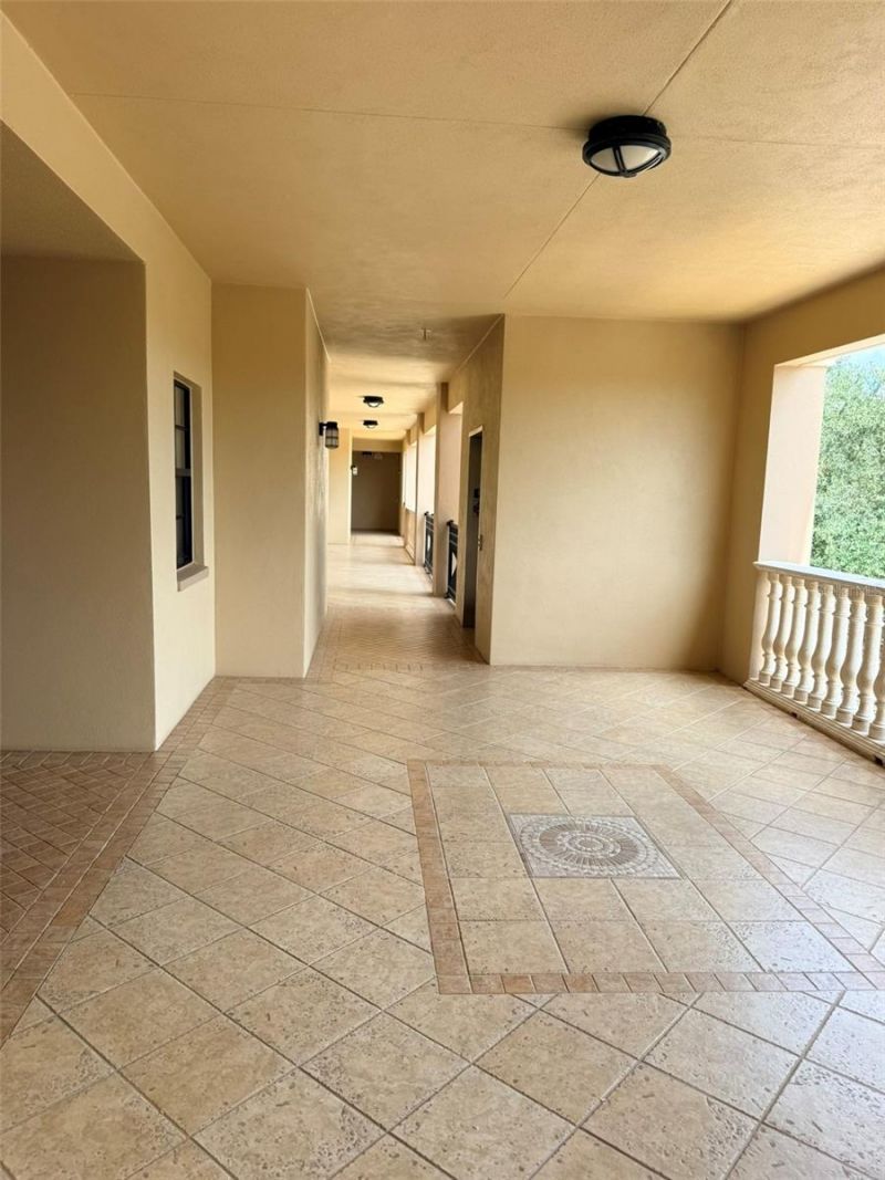 7702 Lake Vista Court, Unit 303, Lakewood Ranch, FL 34202 Photo