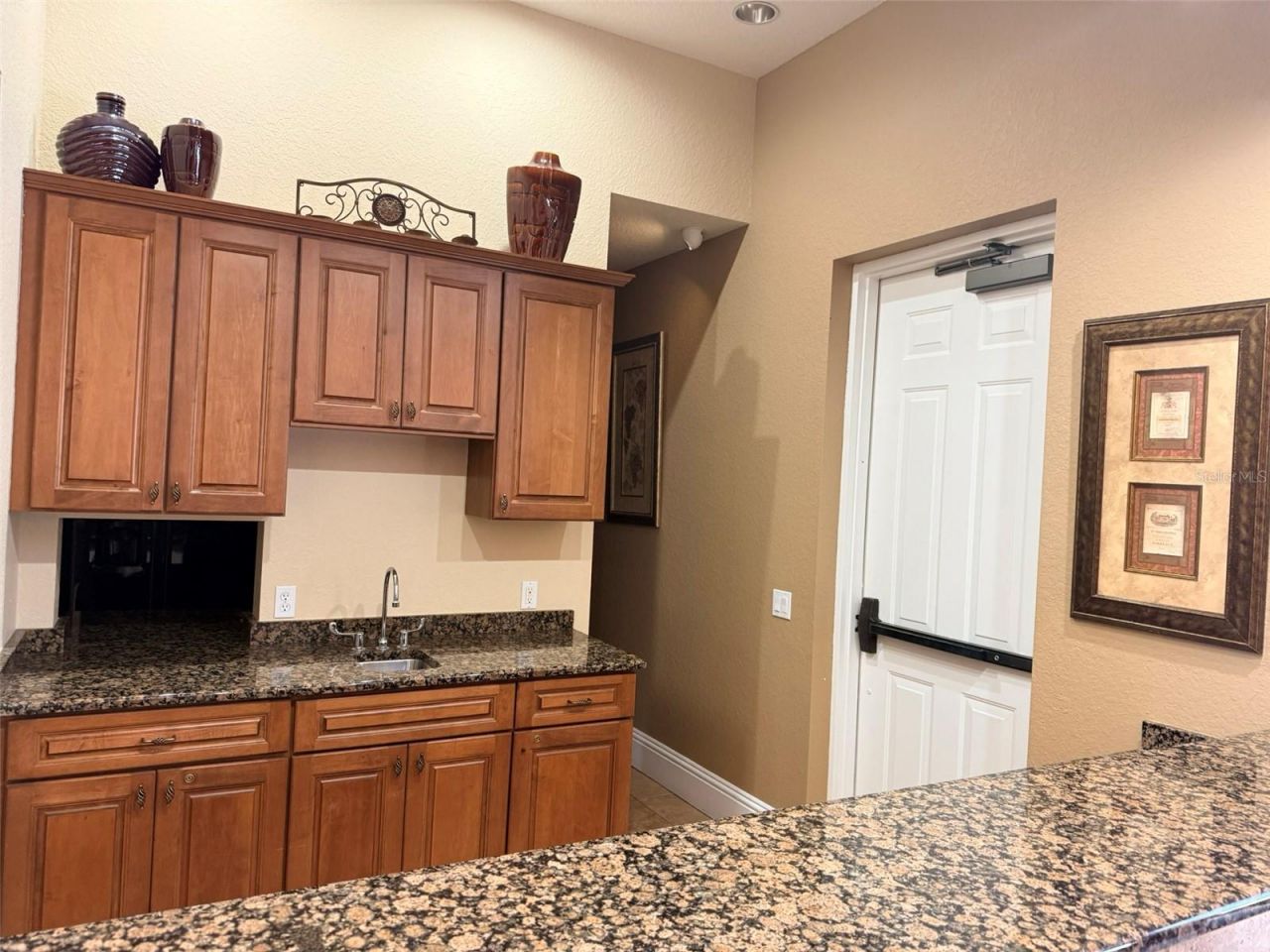 7702 Lake Vista Court, Unit 303, Lakewood Ranch, FL 34202 Photo