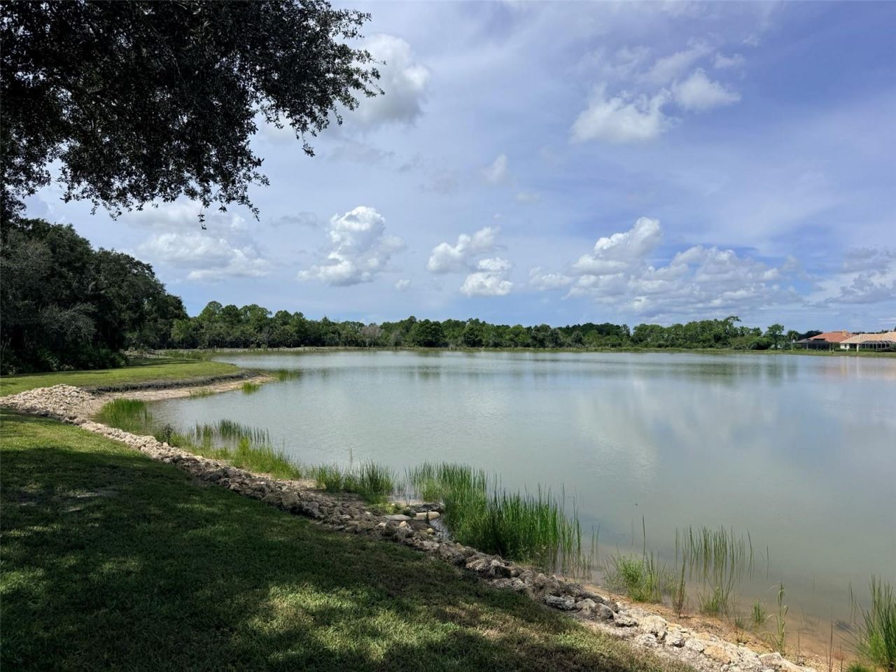 7702 Lake Vista Court, Unit 303, Lakewood Ranch, FL 34202 Photo