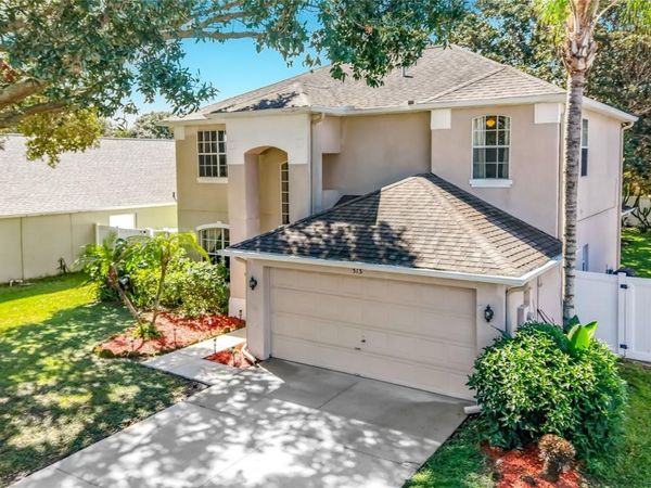 513 WINDING HOLLOW AVENUE , OCOEE, FL 34761