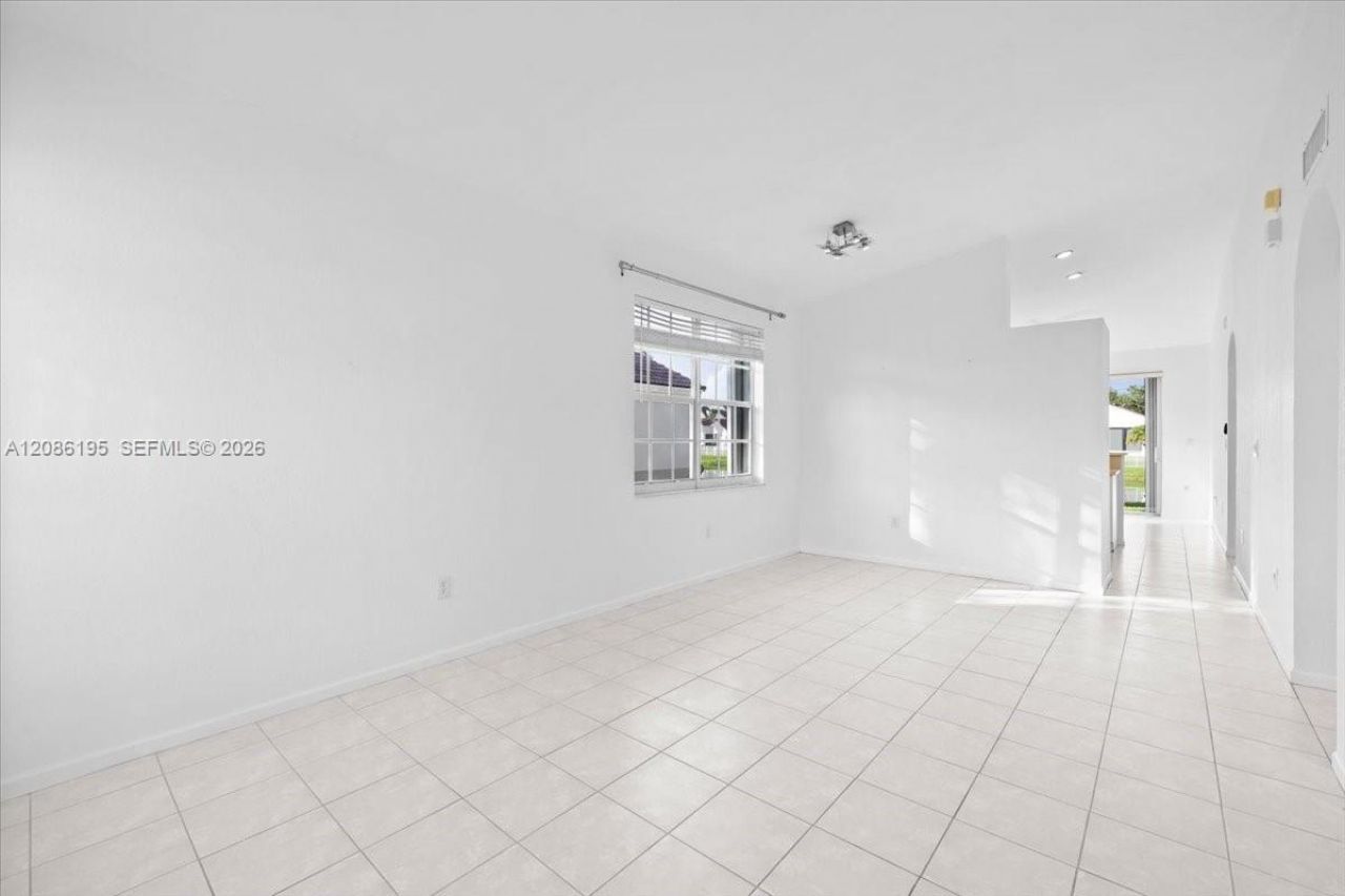 18660 SW 28th Ct, Miramar, FL 33029 Photo