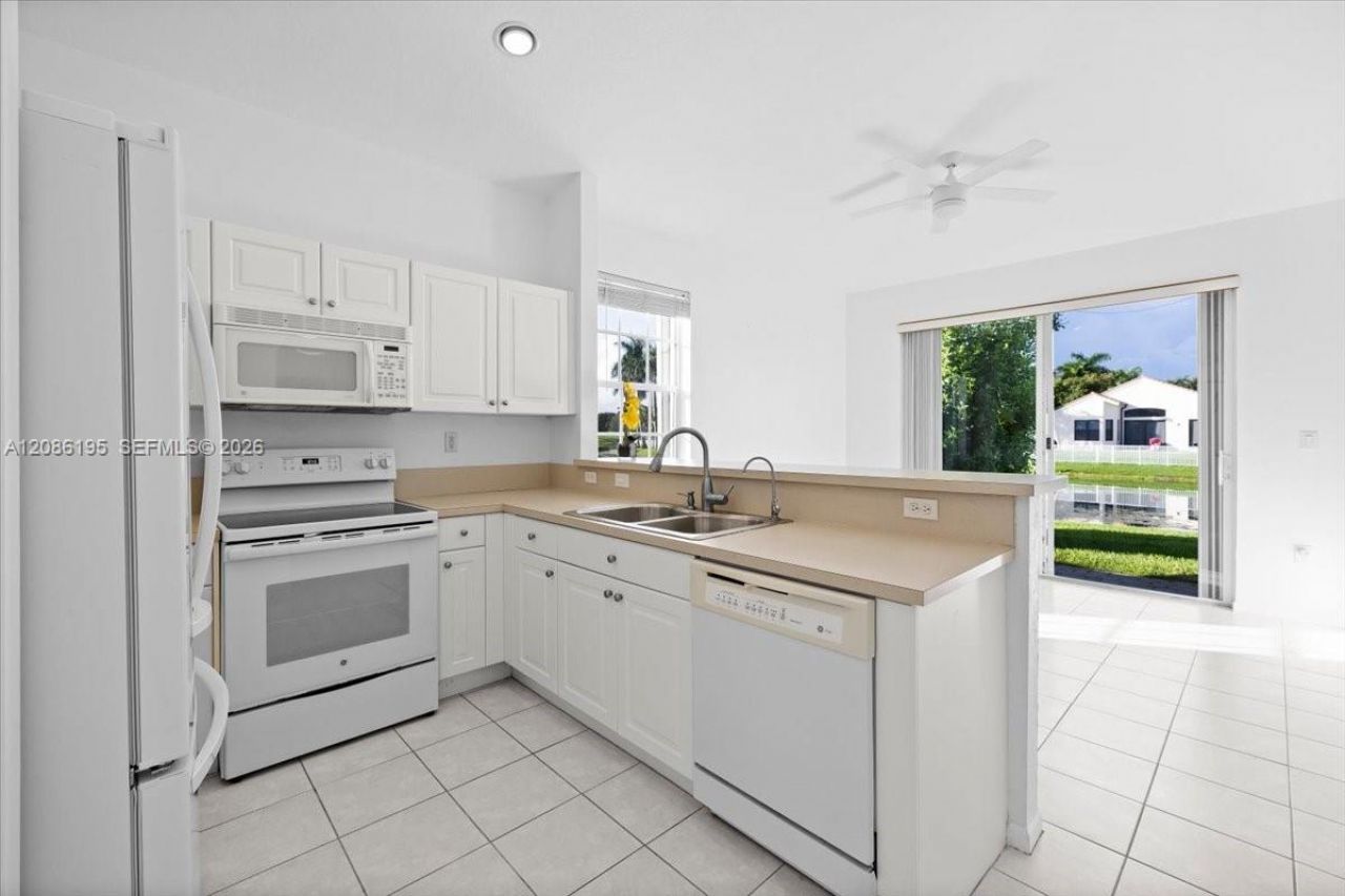 18660 SW 28th Ct, Miramar, FL 33029 Photo