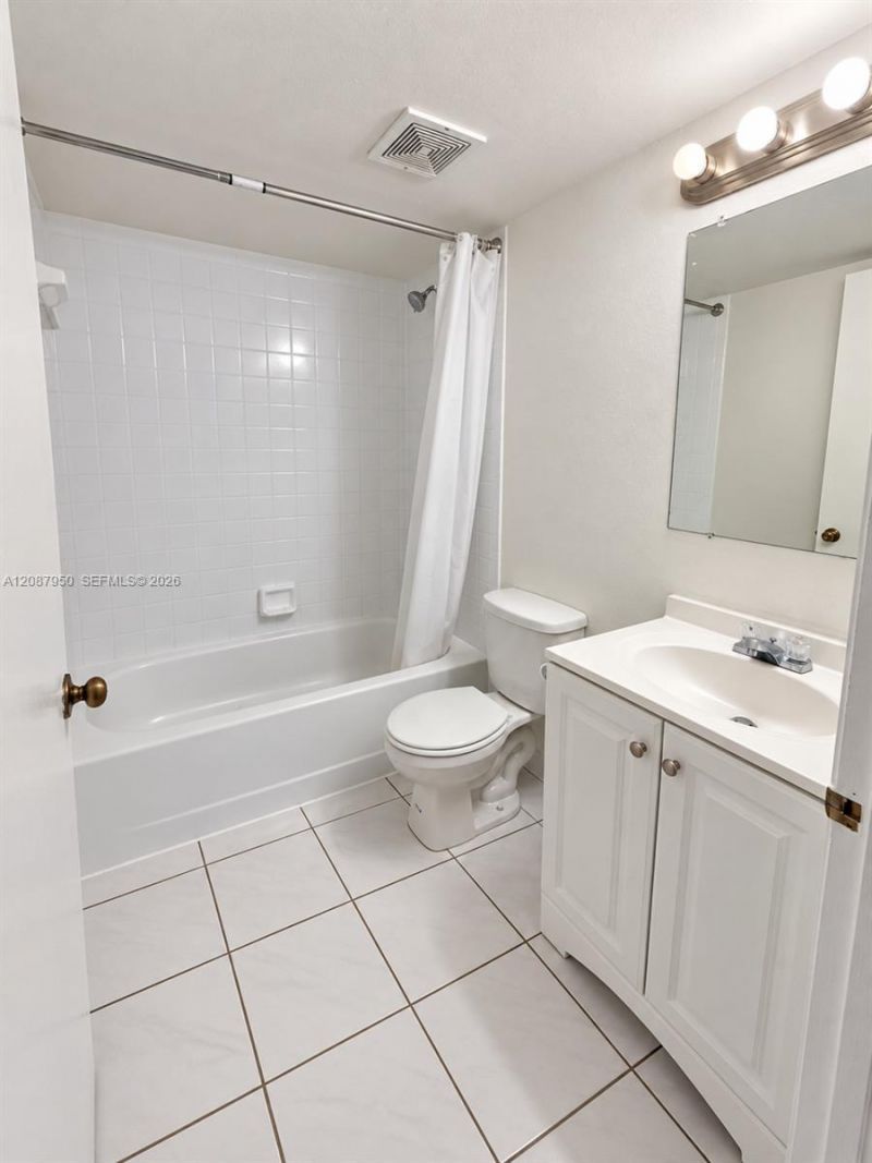 9708 Hammocks Blvd, Unit 101-32, Miami, FL 33196 Photo