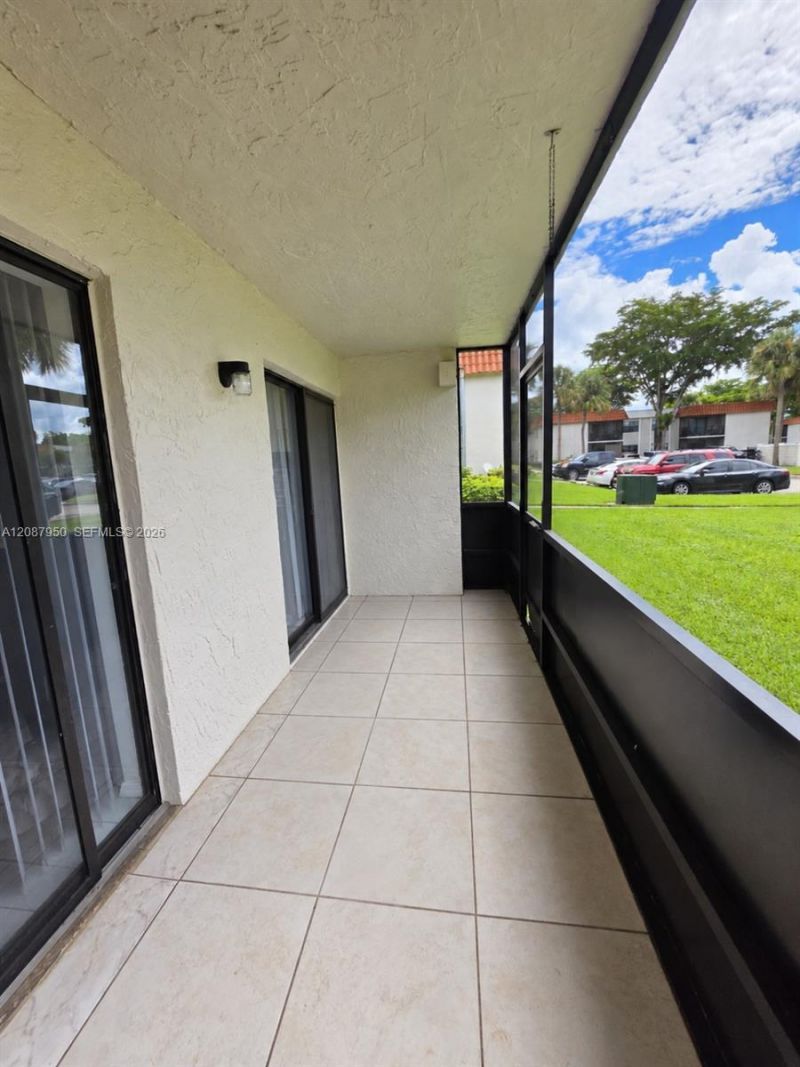 9708 Hammocks Blvd, Unit 101-32, Miami, FL 33196 Photo